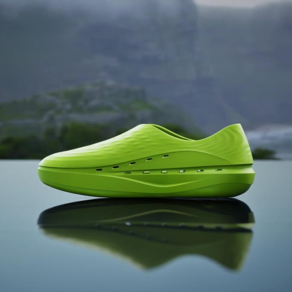 Stand+ AntiGrav1 Lime Green Women's Slip-On Shoes. Size/ W7.5, M5.5 - Picture 4 of 16